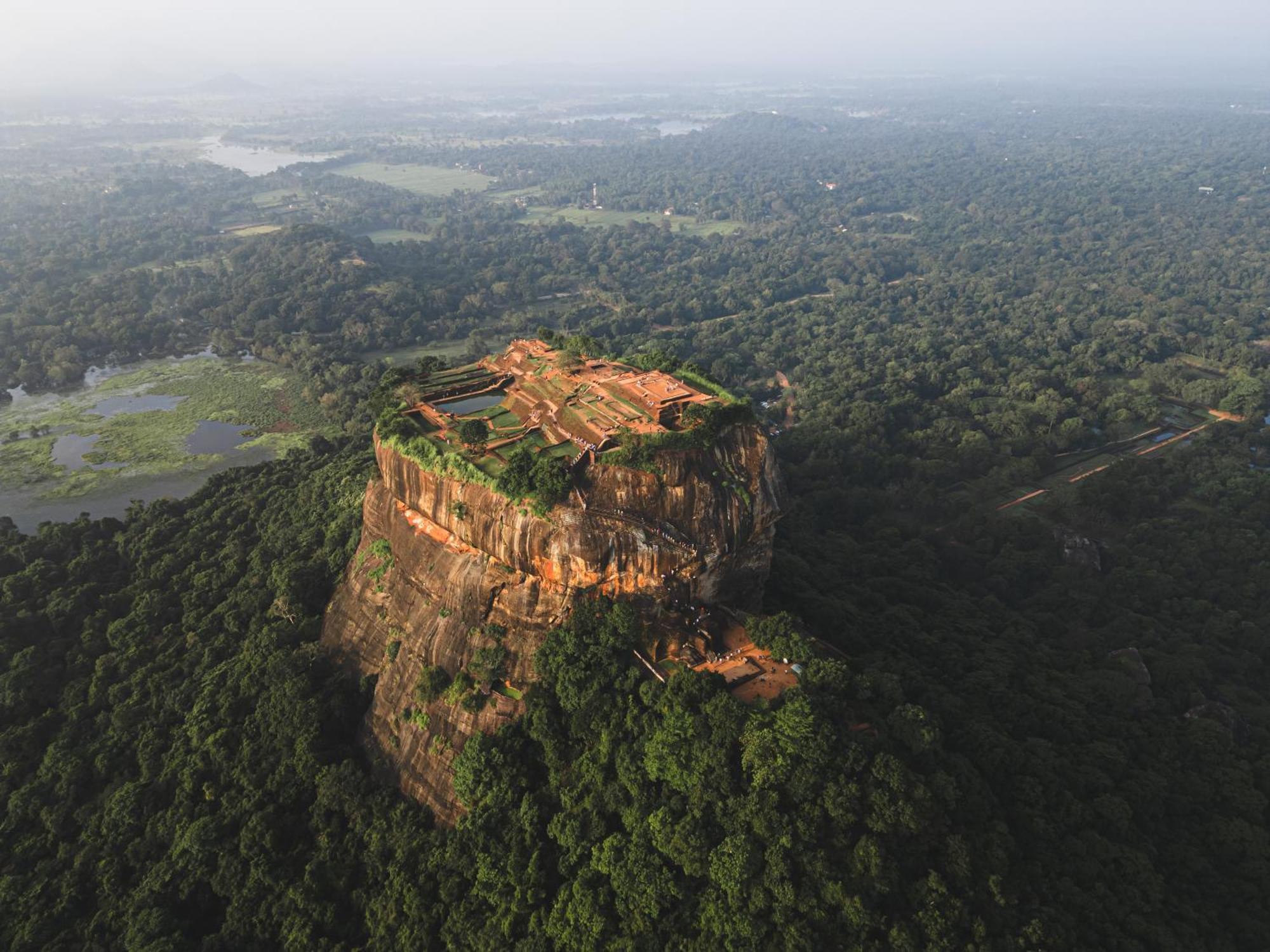Sundaras Sigiriya Jungles Caves Resort Дамбулла Экстерьер фото